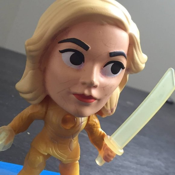 Marvel Woman Hero Toy - Picture 4 of 7